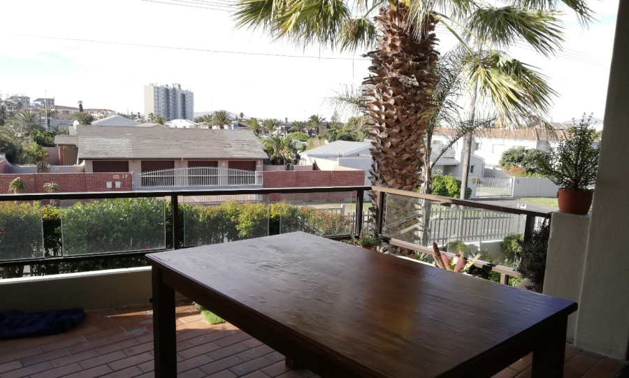 To Let 2 Bedroom Property for Rent in Beachfront Western Cape